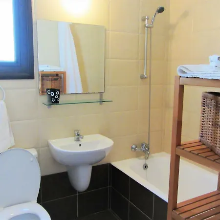 Βίλα Jade Παραλίμνι